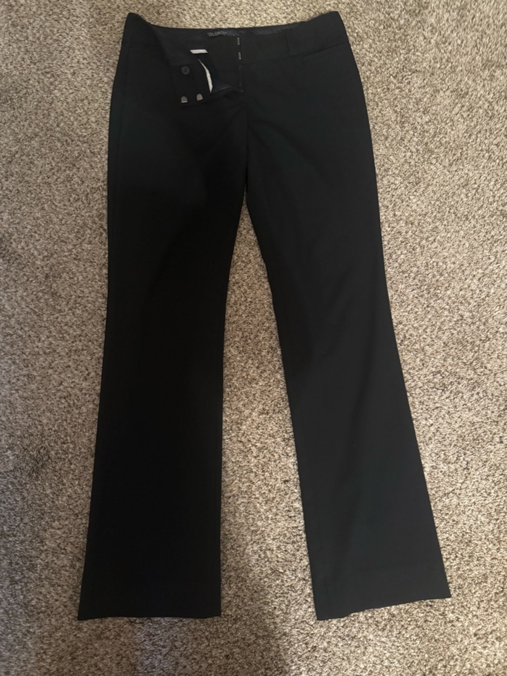 The Limited Black Collection Drew fit dress pants. Women's size 6 regular
